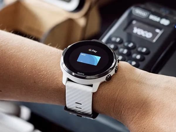 Zegarek damski, którym można płacić - nowoczesne płatności zbliżeniowe