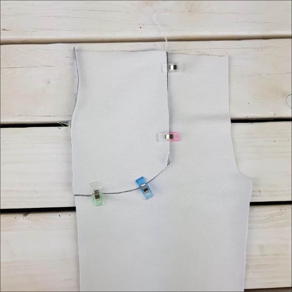 Jak uszyć krótkie spodenki damskie: 8 prostych kroków + porady