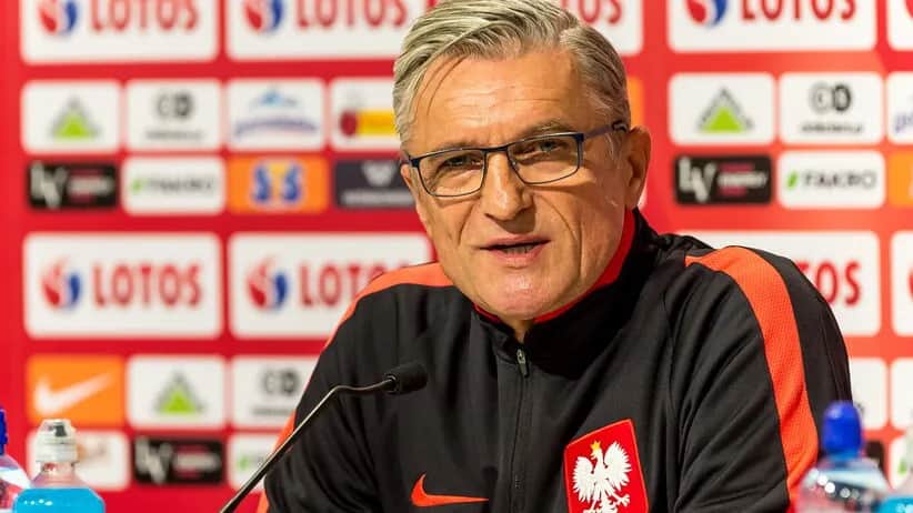 Ile zarabia trener reprezentacji Polski? Szokujące kwoty!